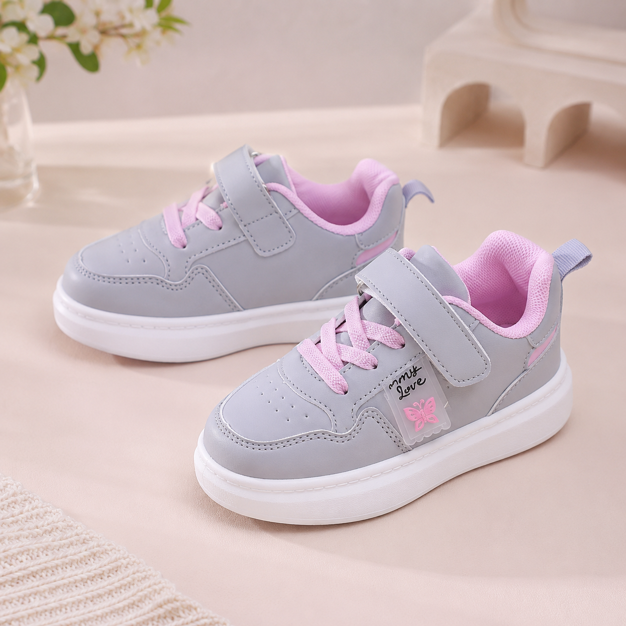Butterfly Casual Shoes – Light & Fashionable Ages 4-14