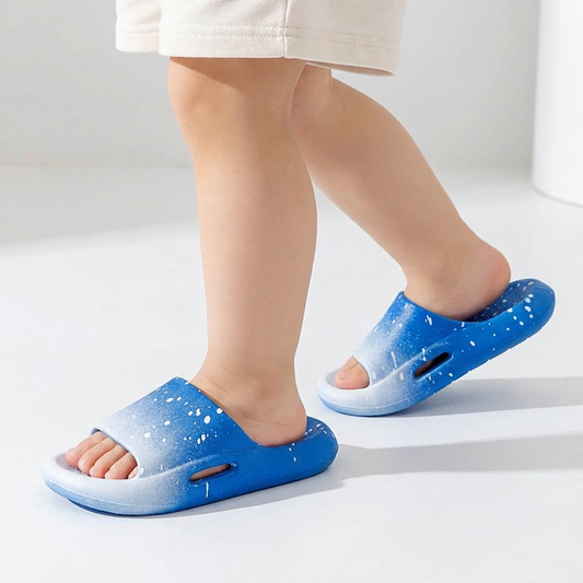 Gradient Kids Slippers for Boys and Girls (Ages 3-12)