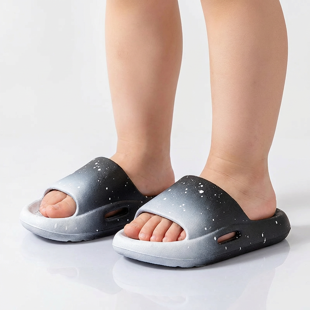 Gradient Kids Slippers for Boys and Girls (Ages 3-12)