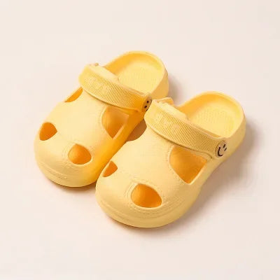 Kids’ Beach Sandals – Breathable & Anti-Slip (1–6 Years)