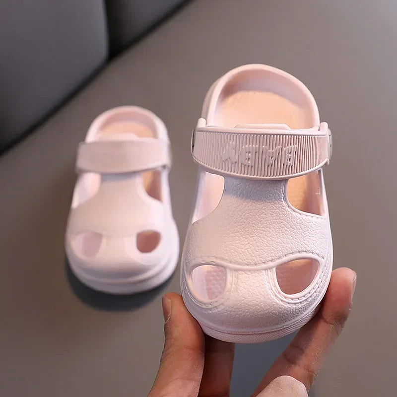 Kids’ Beach Sandals – Breathable & Anti-Slip (1–6 Years)
