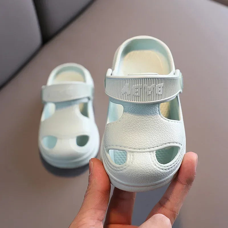 Kids’ Beach Sandals – Breathable & Anti-Slip (1–6 Years)
